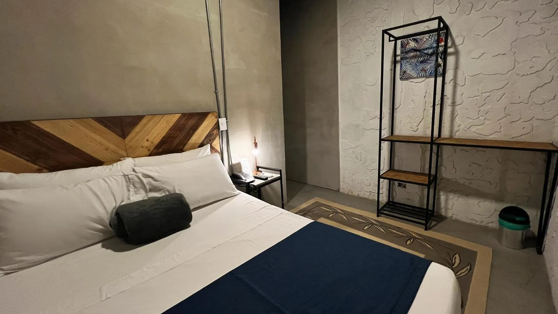 Loft Apartamentos Lleras Medellín 0*,