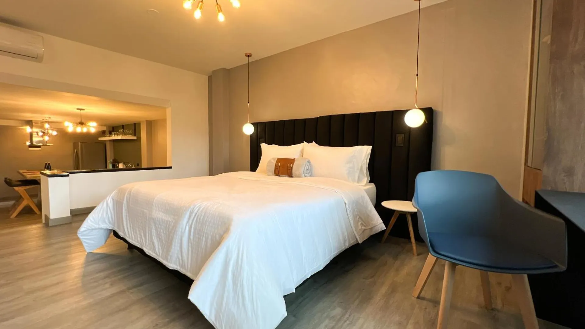 Loft Apartamentos Lleras Medellin 0*,