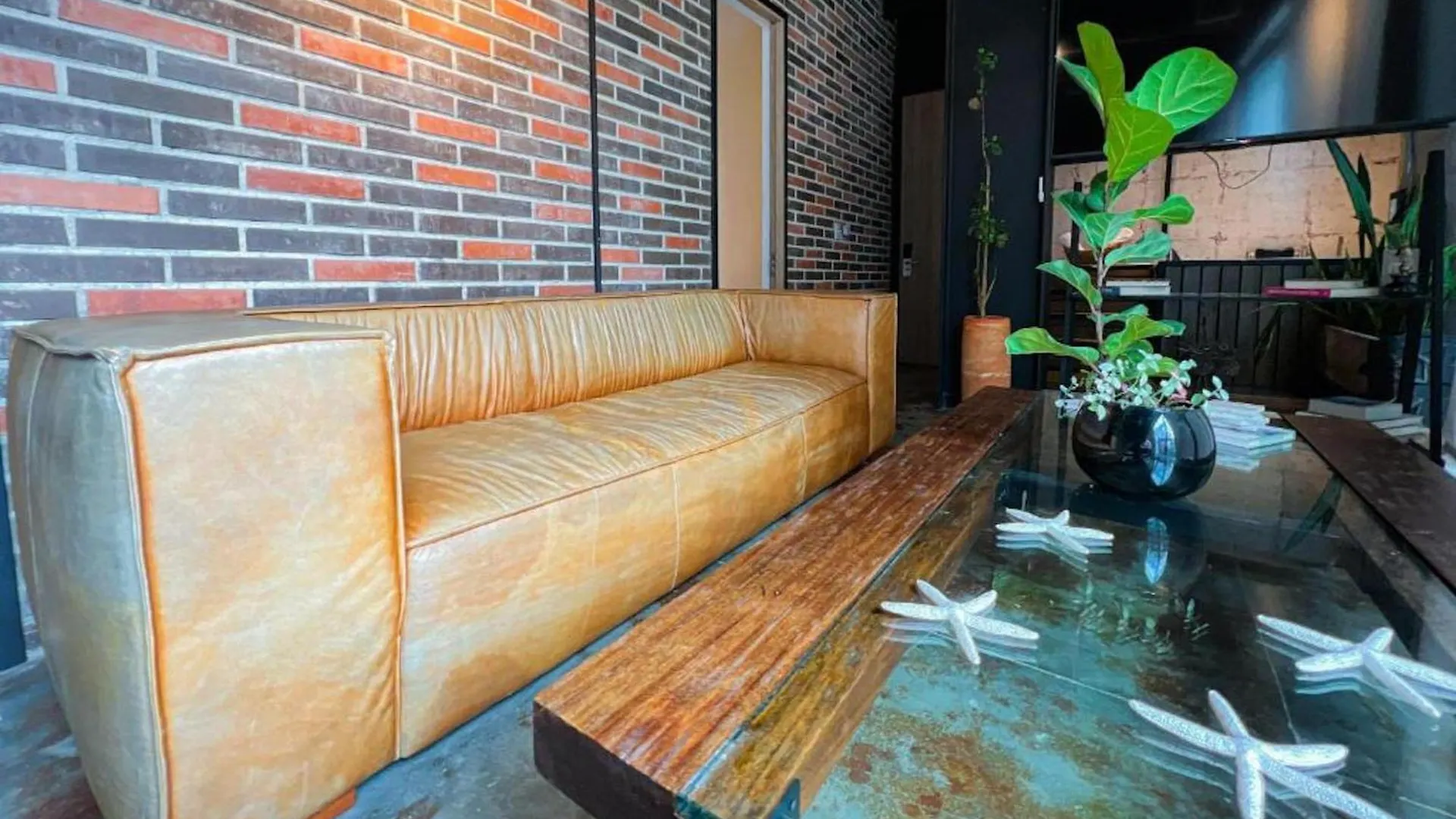 Loft Apartamentos Lleras Medellin Apartment