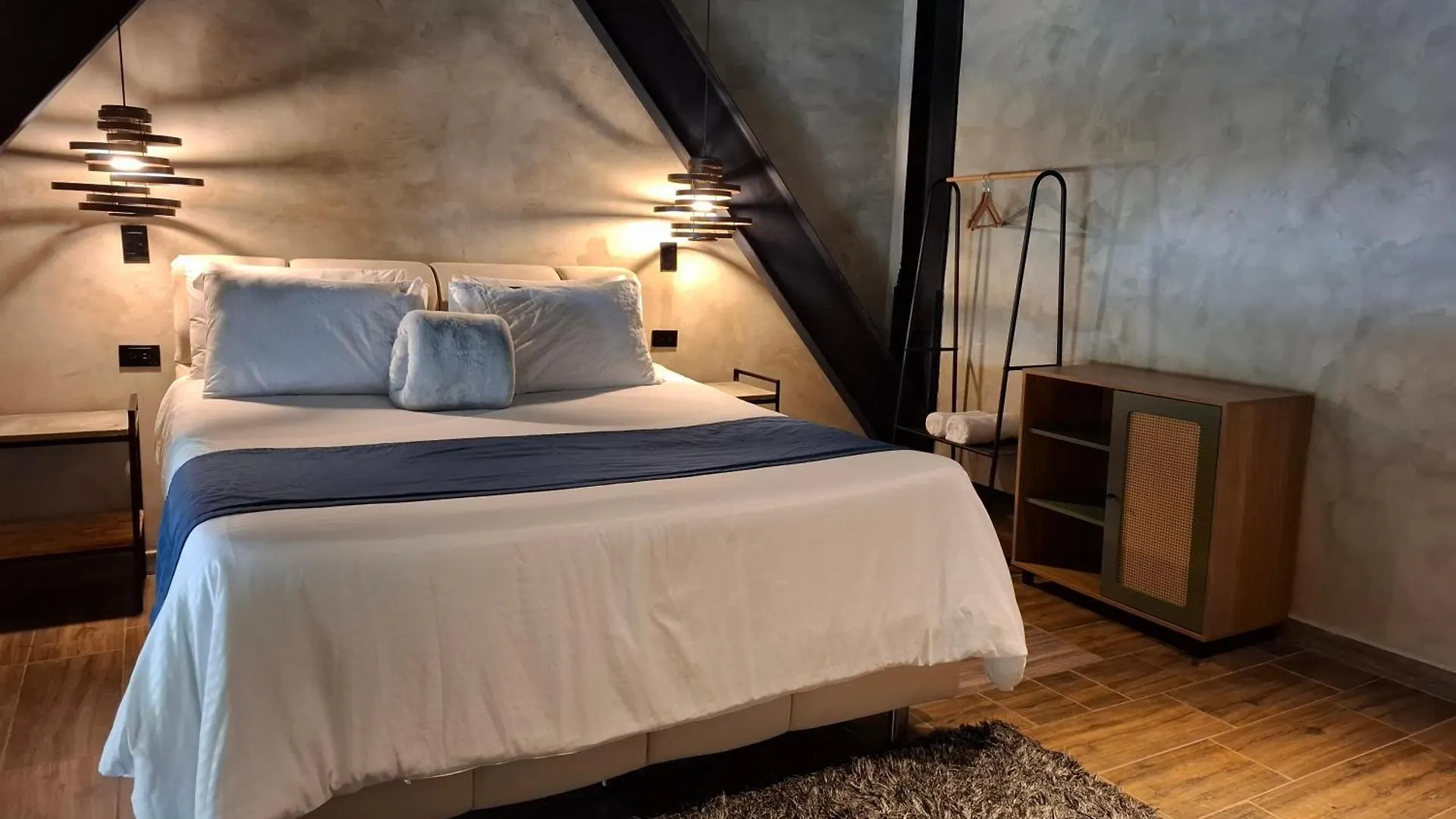 Apartment Loft Apartamentos Lleras Medellin