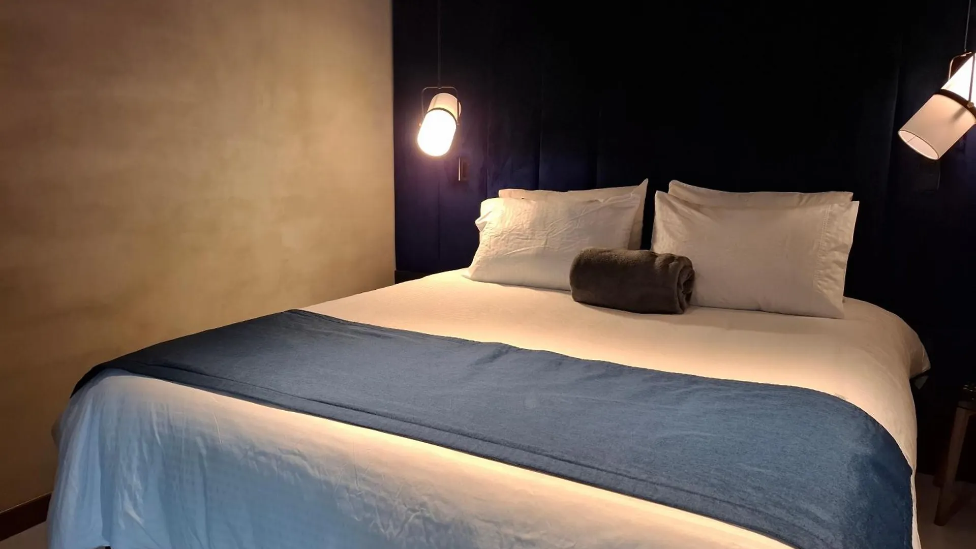 Loft Apartamentos Lleras Medellin 0*,