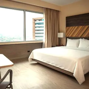 Hotel V Grand Hotel, A Member Of Radisson Individuals, Medellín