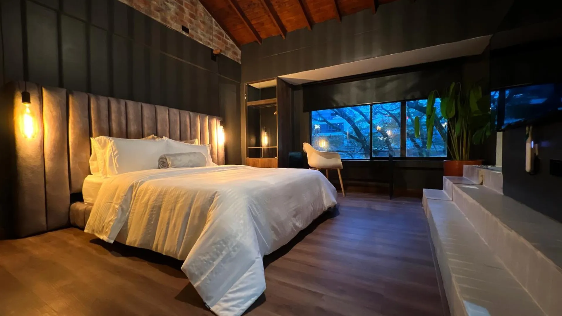 Loft Apartamentos Lleras Μεντεγίν 0*,